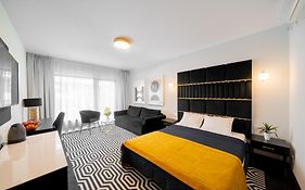Lulu Apartments - Rosa - Studio Hotelowe Z Klimatyzacja I Konsola Ps4 - Solny Resort